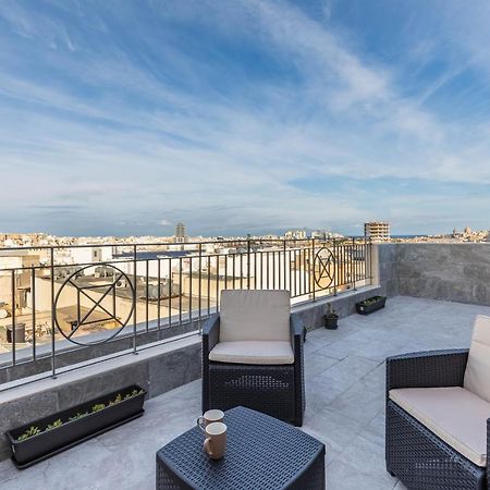 Terrace View-Stylish Two Bedrooms Fully Ac-Wifi Penthouse 음시다 외부 사진