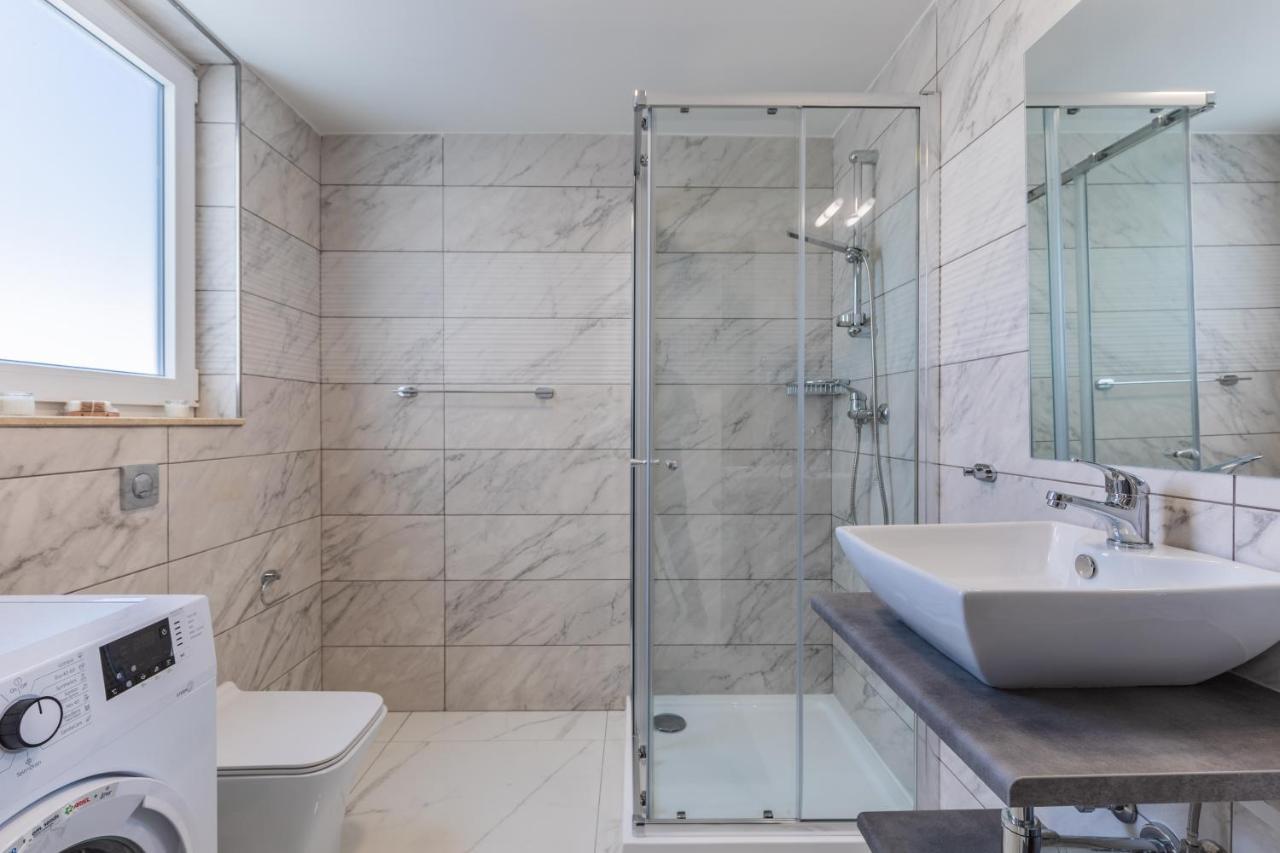 Terrace View-Stylish Two Bedrooms Fully Ac-Wifi Penthouse 음시다 외부 사진
