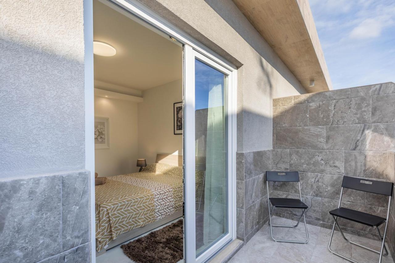 Terrace View-Stylish Two Bedrooms Fully Ac-Wifi Penthouse 음시다 외부 사진
